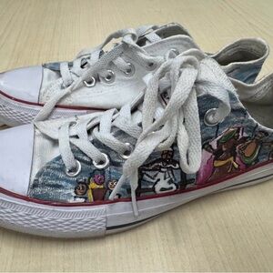 Converse White Sneakers with Colorful Design size US 7.5 👟